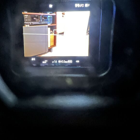 Fujifilm X-T4 26.1 MP Mirrorless Camera Silver Bundle With 2 Lens And Camera Bag - Picture 3 of 15